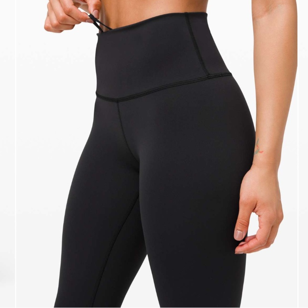 Lululemon Wunder Train High-Rise Tight 28"
Black size 8 Leggings - Picture 2 of 7
